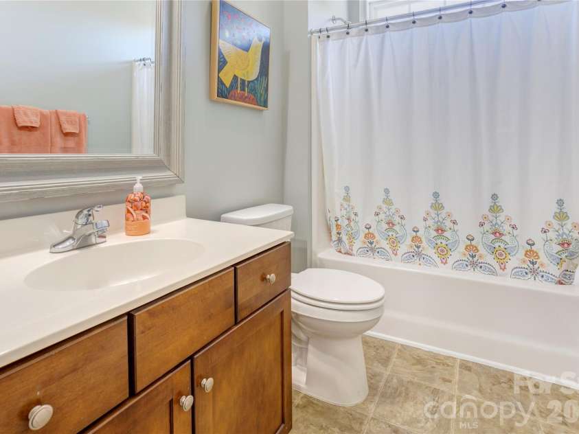 2663 Danbury Circle, Concord, NC 28027.  MLS# CAR4394399, YatesRealty ID 12988. Hall bath upstairs shared with bedrooms #2 and #3