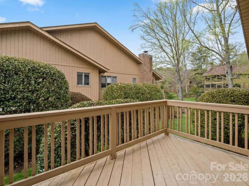 605 Red Oak Drive, Hendersonville, NC 28791.  MLS# CAR4343534, YatesRealty ID 12989. Snow virtually removed