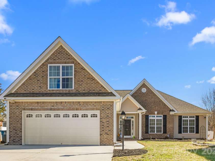 116 Parkview Court, Archdale, NC 27263.  MLS# CAR4217686, YatesRealty ID 1299. 