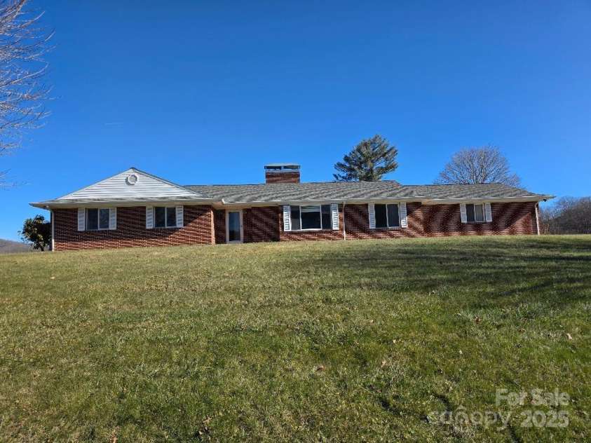 1375 US Highway 19E Highway, Burnsville, NC 28714.  MLS# CAR4329254, YatesRealty ID 1299. 