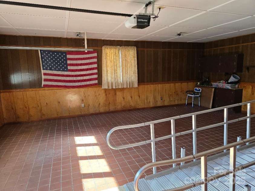 1375 US Highway 19E Highway, Burnsville, NC 28714.  MLS# CAR4329254, YatesRealty ID 1299. Interior of the attached garage