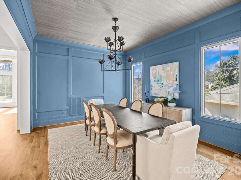 4715 Montclair Avenue, Charlotte, NC 28211.  MLS# CAR4345592, YatesRealty ID 12990. Dinning room