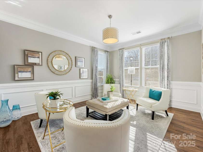 1022 Doughton Lane, Indian Trail, NC 28079.  MLS# CAR4234561, YatesRealty ID 12992. Beautiful Front Room that can be office space, a dining room, play room...Wonderful Flex Space!