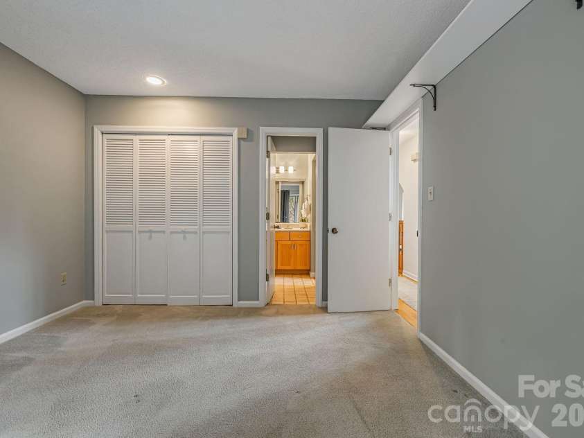 45 Windward Drive, Asheville, NC 28803.  MLS# CAR4341817, YatesRealty ID 12992. Bedroom #2