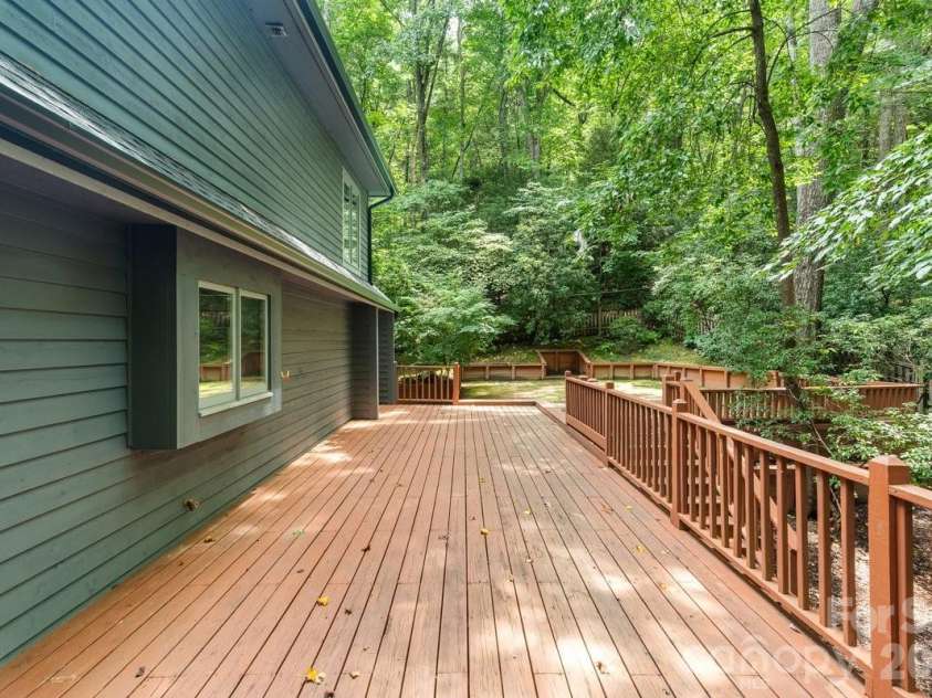 45 Windward Drive, Asheville, NC 28803.  MLS# CAR4341817, YatesRealty ID 12992. Spacious and Private back deck
