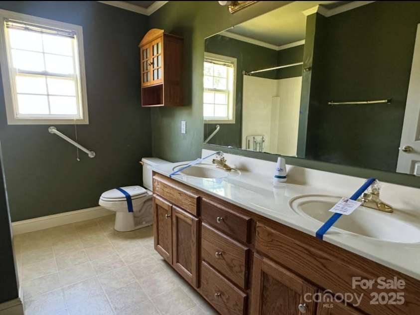 3240 St Vincent Drive, Claremont, NC 28610.  MLS# CAR4258933, YatesRealty ID 12993. 