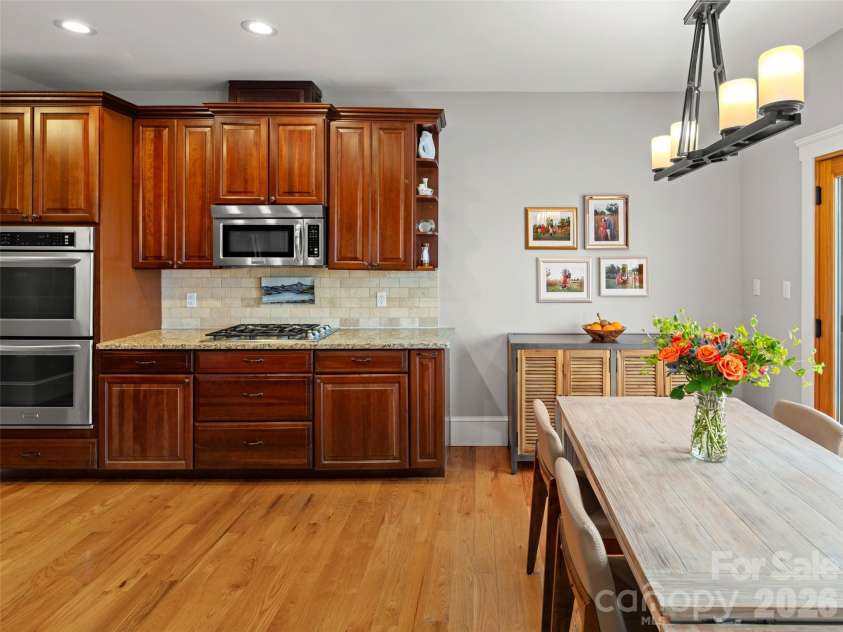 9 Stegall Lane, Asheville, NC 28805.  MLS# CAR4350787, YatesRealty ID 12994. 
