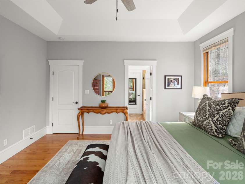 9 Stegall Lane, Asheville, NC 28805.  MLS# CAR4350787, YatesRealty ID 12994. 