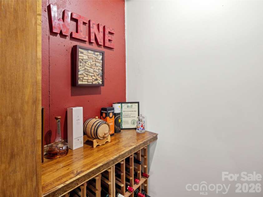 9 Stegall Lane, Asheville, NC 28805.  MLS# CAR4350787, YatesRealty ID 12994. 