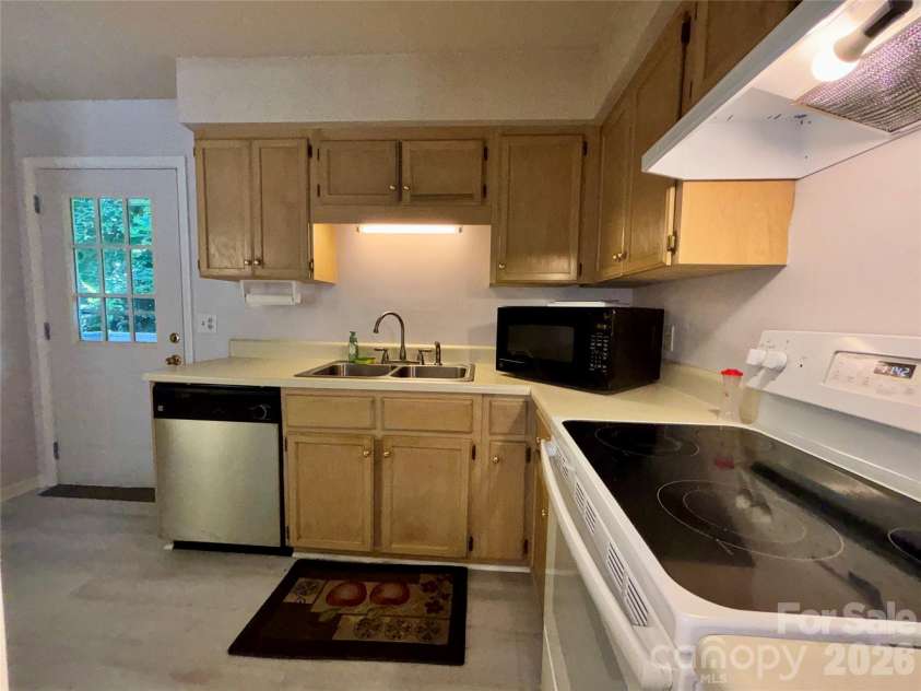 160 Whispering Pines Drive, Marion, NC 28752.  MLS# CAR4346254, YatesRealty ID 12995. 