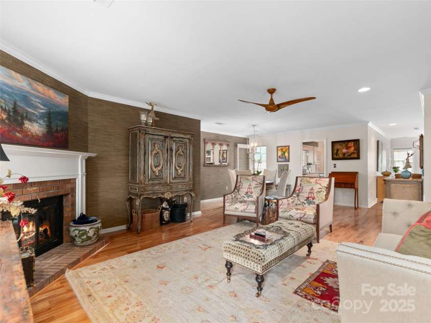671 Haywood Street, Waynesville, NC 28786.  MLS# CAR4254218, YatesRealty ID 12995. 
