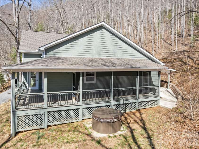 132 Fields Drive, Waynesville, NC 28785.  MLS# CAR4353462, YatesRealty ID 12996. 