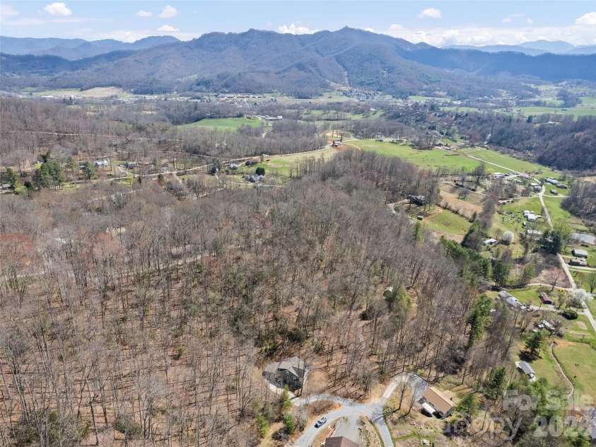 132 Fields Drive, Waynesville, NC 28785.  MLS# CAR4353462, YatesRealty ID 12996. 