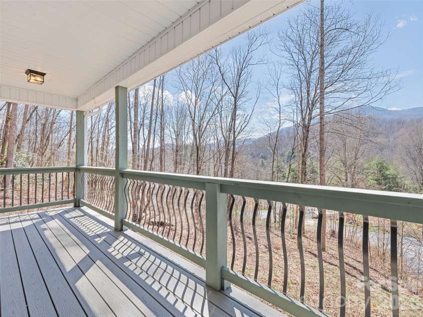 132 Fields Drive, Waynesville, NC 28785.  MLS# CAR4353462, YatesRealty ID 12996. 