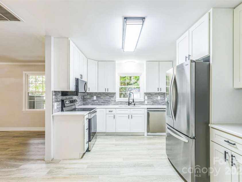 2300 Radius Circle, Sanford, NC 27330.  MLS# CAR4257008, YatesRealty ID 12997. 