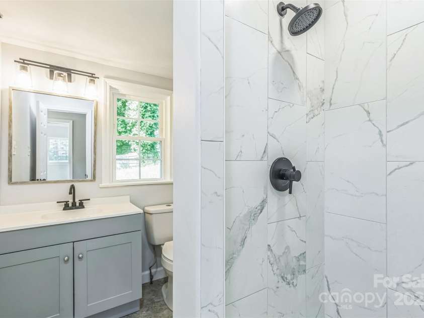 2300 Radius Circle, Sanford, NC 27330.  MLS# CAR4257008, YatesRealty ID 12997. 