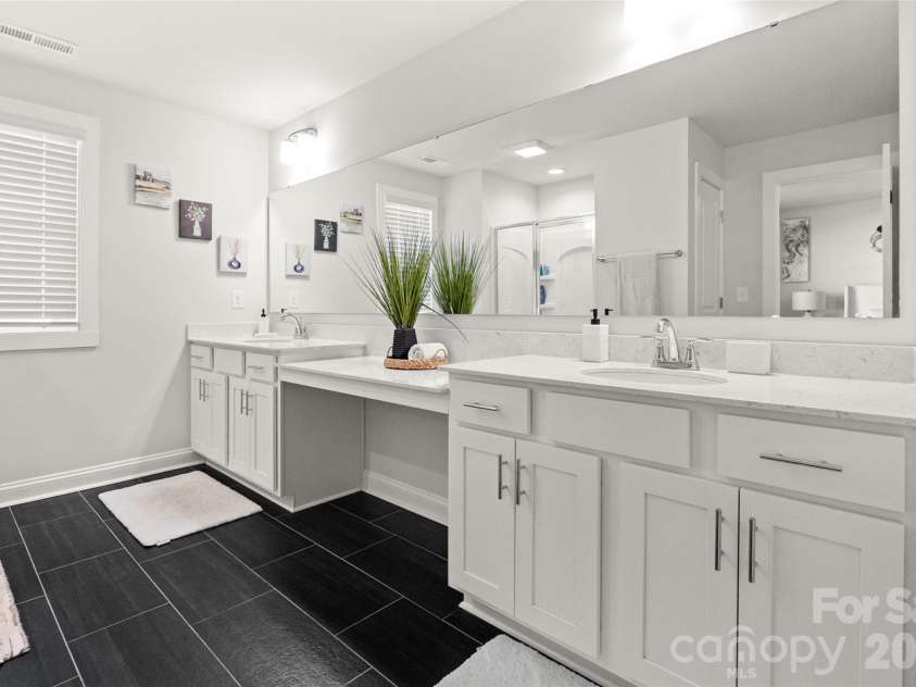 9022 Henry Thoreau Road, Charlotte, NC 28214.  MLS# CAR4359400, YatesRealty ID 12997. 