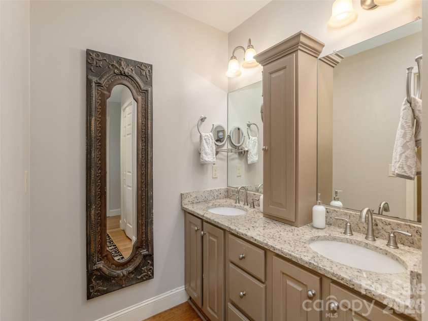 701 Red Oak Drive, Hendersonville, NC 28791.  MLS# CAR4357150, YatesRealty ID 12998. Vanity Area