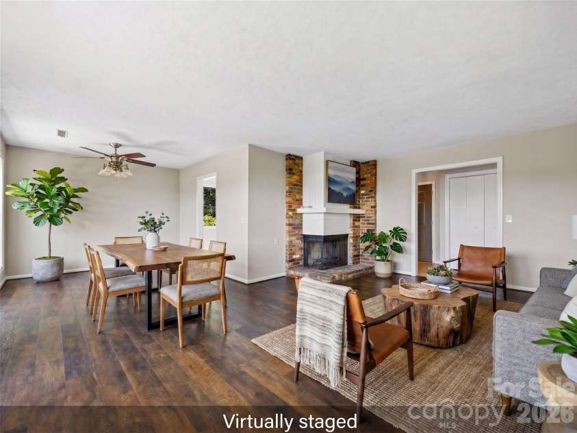 128 Country Ridge Road, Hendersonville, NC 28739.  MLS# CAR4359544, YatesRealty ID 12999. 