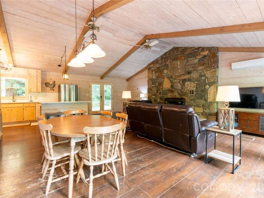 479 Big Ridge Road, Burnsville, NC 28714.  MLS# CAR4419399, YatesRealty ID 13. 