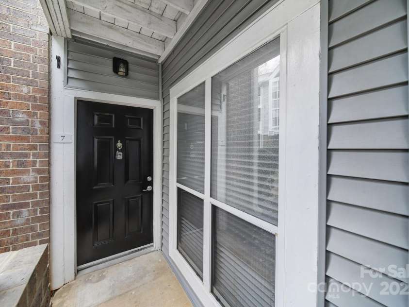 2506 Cranbrook Lane, Charlotte, NC 28207.  MLS# CAR4319001, YatesRealty ID 1300. 