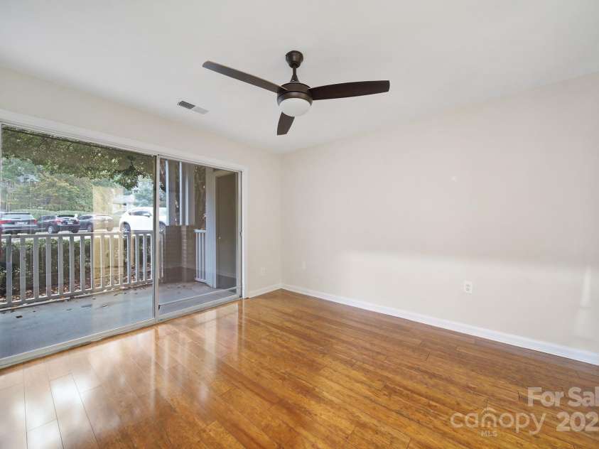 2506 Cranbrook Lane, Charlotte, NC 28207.  MLS# CAR4319001, YatesRealty ID 1300. 