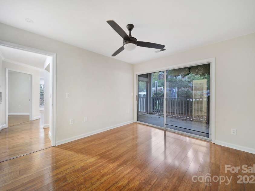 2506 Cranbrook Lane, Charlotte, NC 28207.  MLS# CAR4319001, YatesRealty ID 1300. 