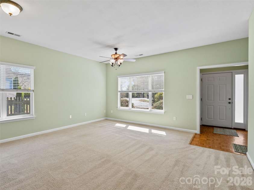 15 Scottish Circle, Asheville, NC 28803.  MLS# CAR4360015, YatesRealty ID 13000. 
