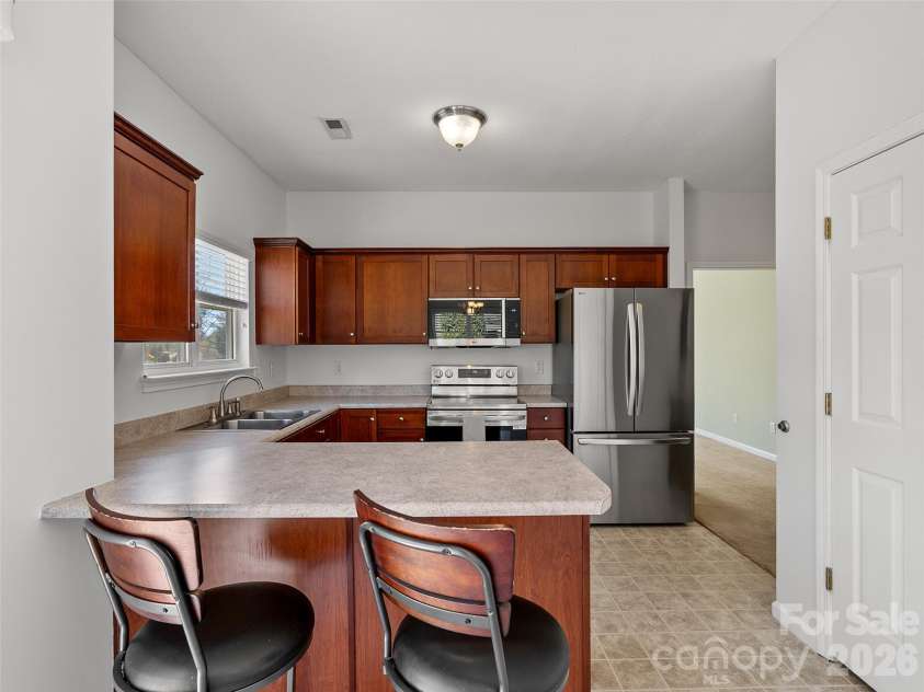 15 Scottish Circle, Asheville, NC 28803.  MLS# CAR4360015, YatesRealty ID 13000. 