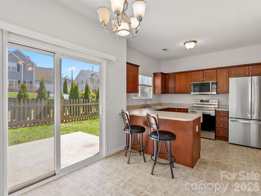 15 Scottish Circle, Asheville, NC 28803.  MLS# CAR4360015, YatesRealty ID 13000. 