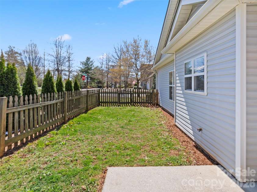 15 Scottish Circle, Asheville, NC 28803.  MLS# CAR4360015, YatesRealty ID 13000. 