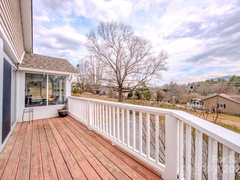 17 Mallory Meadows Court, Arden, NC 28704.  MLS# CAR4226335, YatesRealty ID 13001. 