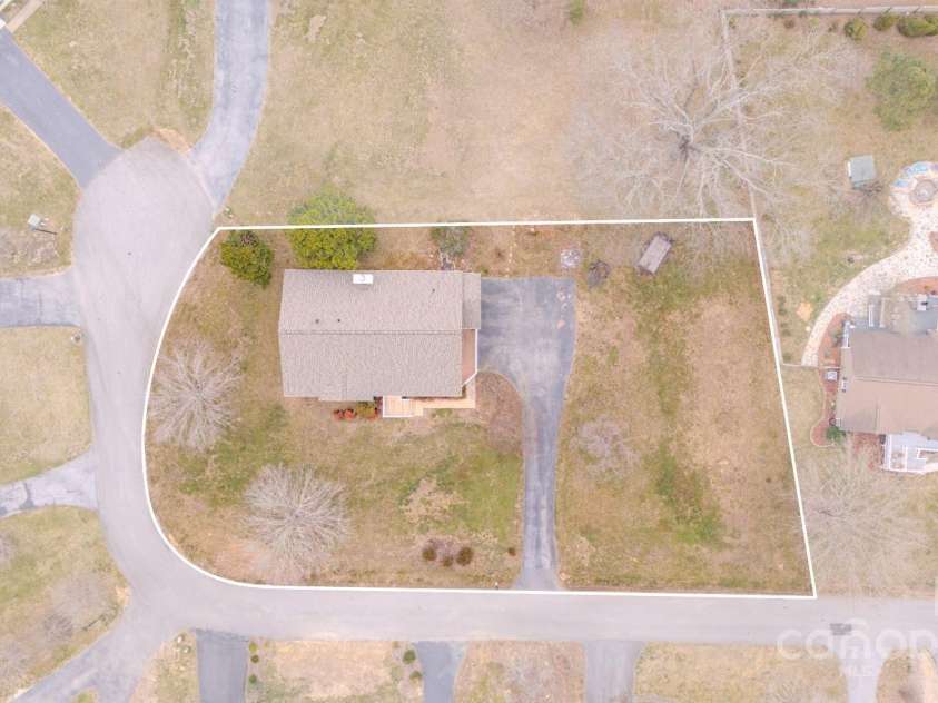 17 Mallory Meadows Court, Arden, NC 28704.  MLS# CAR4226335, YatesRealty ID 13001. 