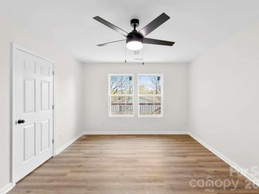 808 3rd Street, Kings Mountain, NC 28086.  MLS# CAR4361796, YatesRealty ID 13001. 