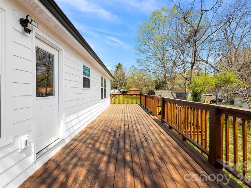 808 3rd Street, Kings Mountain, NC 28086.  MLS# CAR4361796, YatesRealty ID 13001. 