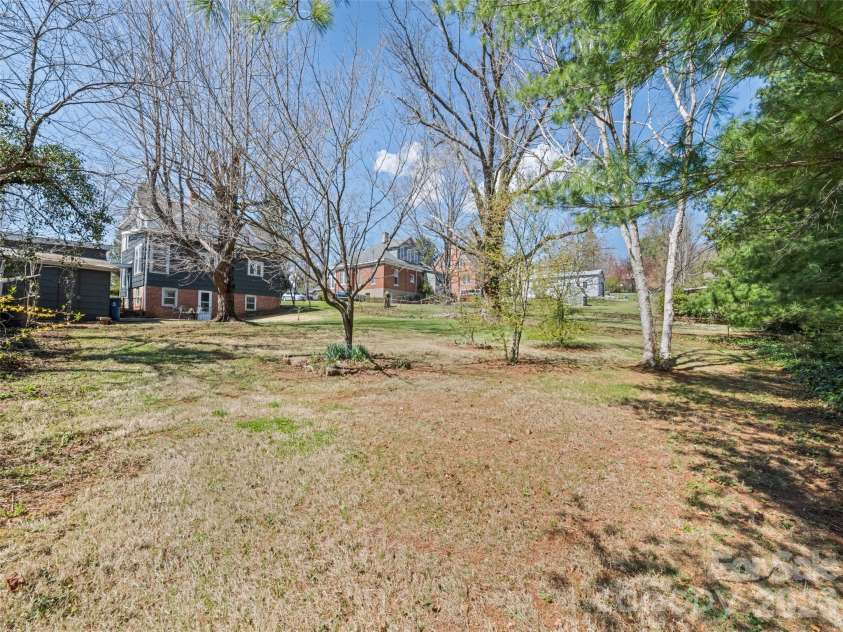 151 Hampton Heights, Canton, NC 28716.  MLS# CAR4362668, YatesRealty ID 13004. 