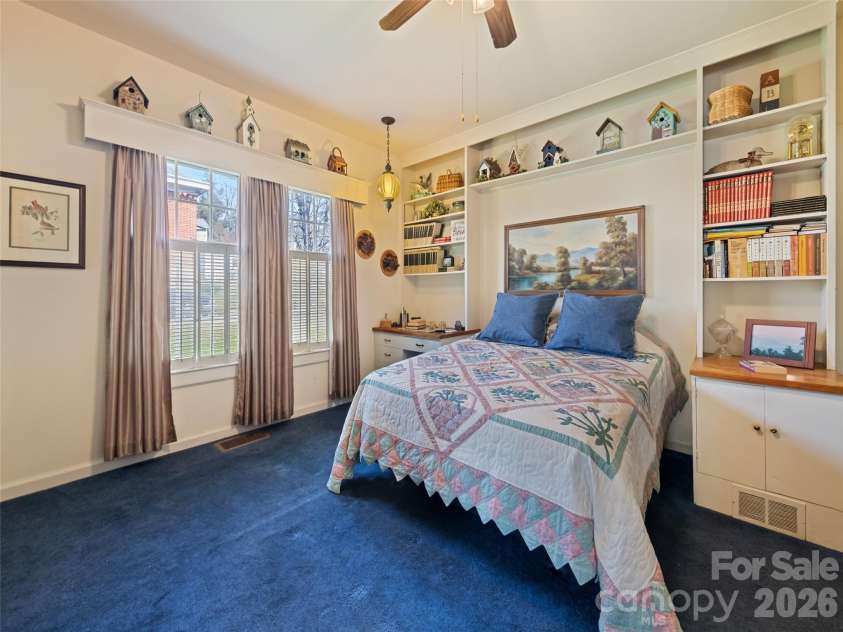 151 Hampton Heights, Canton, NC 28716.  MLS# CAR4362668, YatesRealty ID 13004. 
