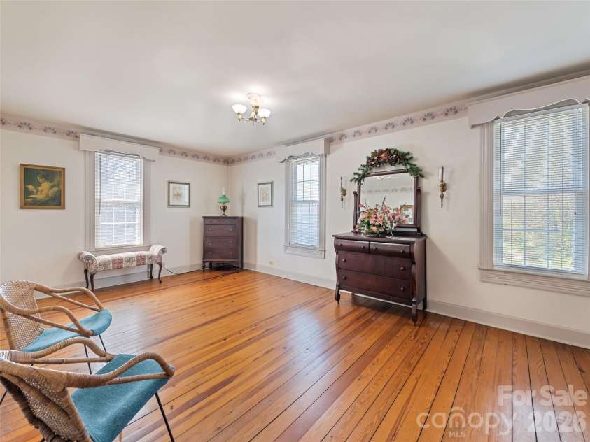 151 Hampton Heights, Canton, NC 28716.  MLS# CAR4362668, YatesRealty ID 13004. 