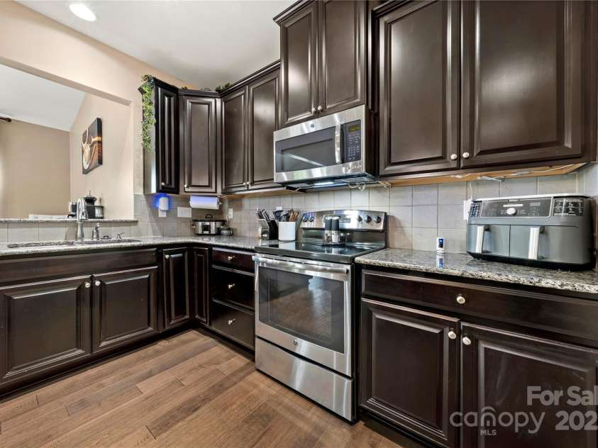 2262 Galloway Lane, Concord, NC 28025.  MLS# CAR4247506, YatesRealty ID 13004. 