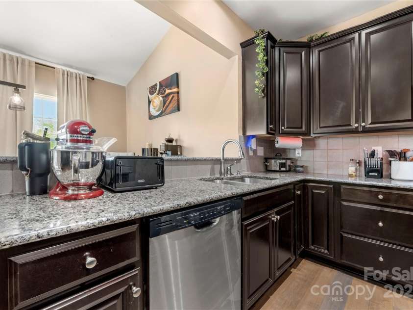 2262 Galloway Lane, Concord, NC 28025.  MLS# CAR4247506, YatesRealty ID 13004. 