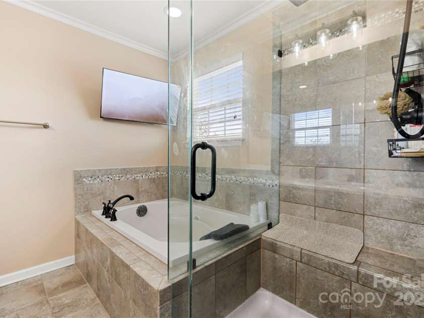 2262 Galloway Lane, Concord, NC 28025.  MLS# CAR4247506, YatesRealty ID 13004. 