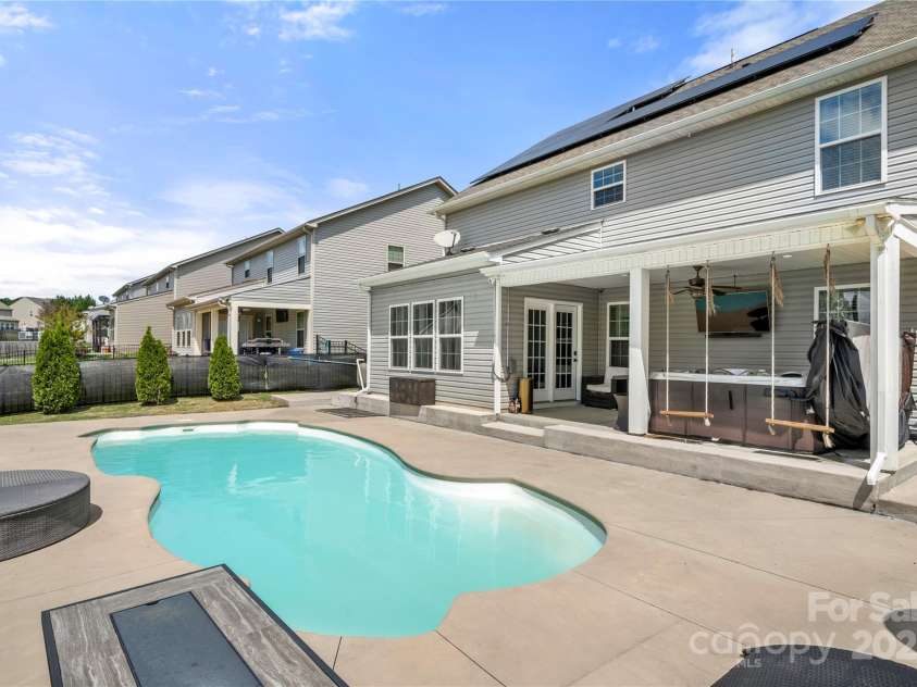 2262 Galloway Lane, Concord, NC 28025.  MLS# CAR4247506, YatesRealty ID 13004. 