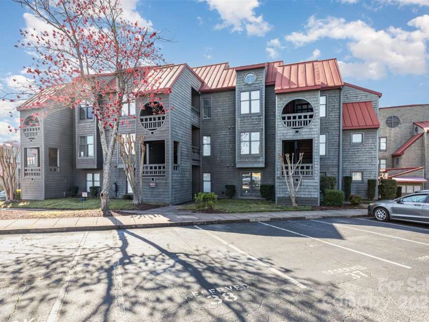 9035 J M Keynes Drive, Charlotte, NC 28262.  MLS# CAR4233077, YatesRealty ID 13005. 