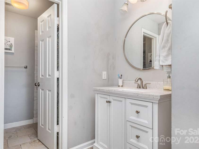 9035 J M Keynes Drive, Charlotte, NC 28262.  MLS# CAR4233077, YatesRealty ID 13005. 