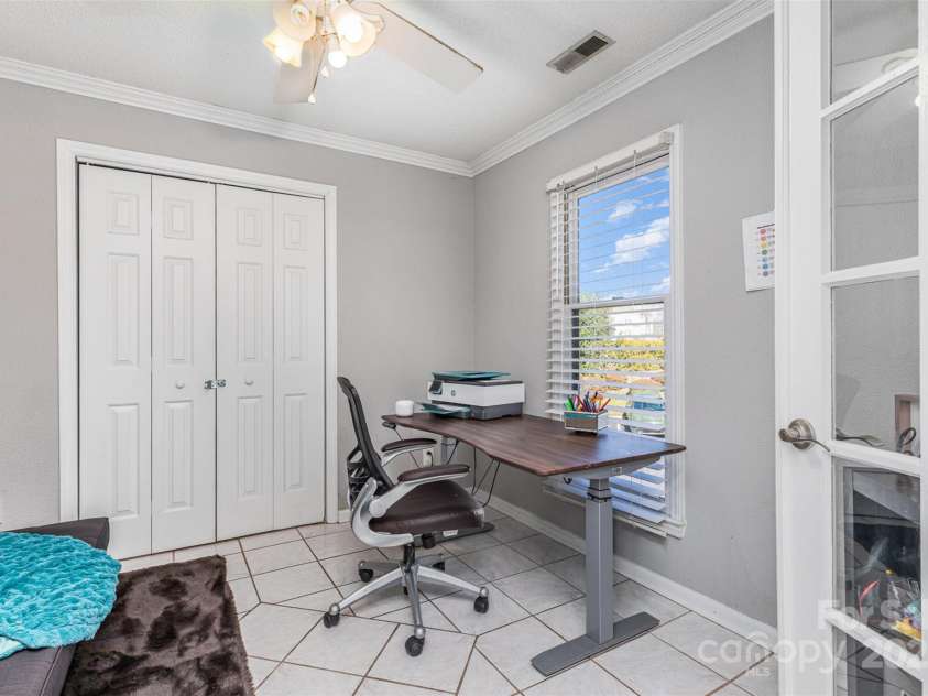 9035 J M Keynes Drive, Charlotte, NC 28262.  MLS# CAR4233077, YatesRealty ID 13005. 