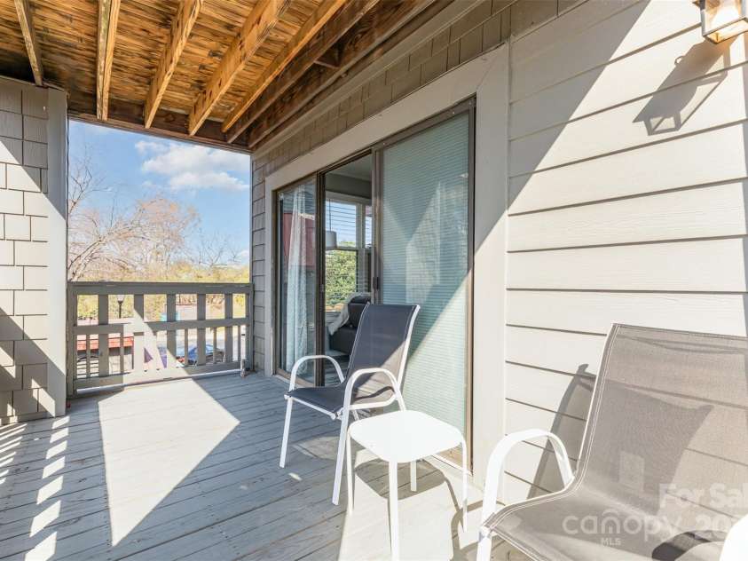 9035 J M Keynes Drive, Charlotte, NC 28262.  MLS# CAR4233077, YatesRealty ID 13005. 