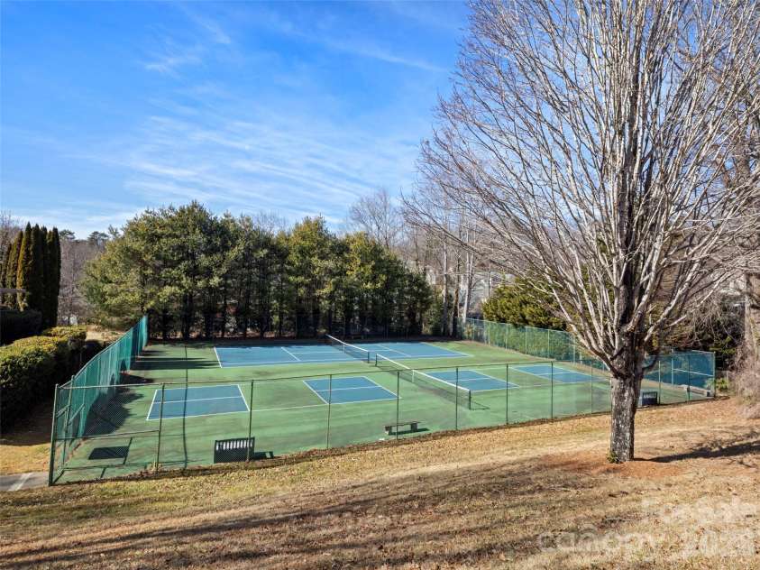 103 Parkway Court, Asheville, NC 28803.  MLS# CAR4363332, YatesRealty ID 13006. 