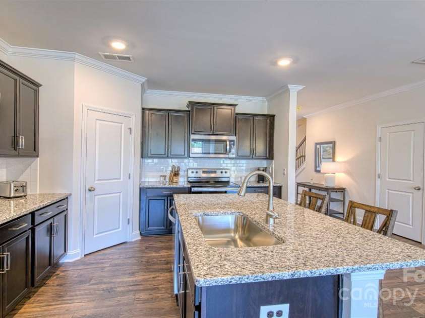 296 Creekview Road, Hendersonville, NC 28792.  MLS# CAR4176627, YatesRealty ID 13006. 