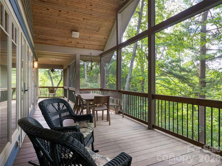 935 Whites Lake Boulevard, Saluda, NC 28773.  MLS# CAR4363522, YatesRealty ID 13007. 