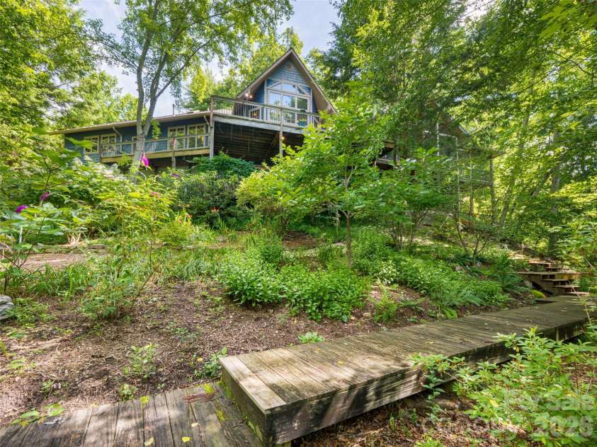 935 Whites Lake Boulevard, Saluda, NC 28773.  MLS# CAR4363522, YatesRealty ID 13007. 